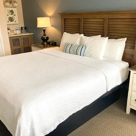 Sand Pebbles Inn-2